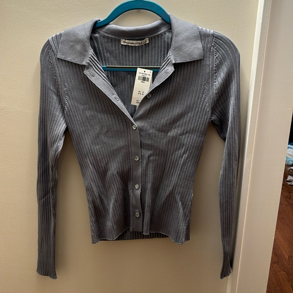 Abercrombie & Fitch Button Up Top